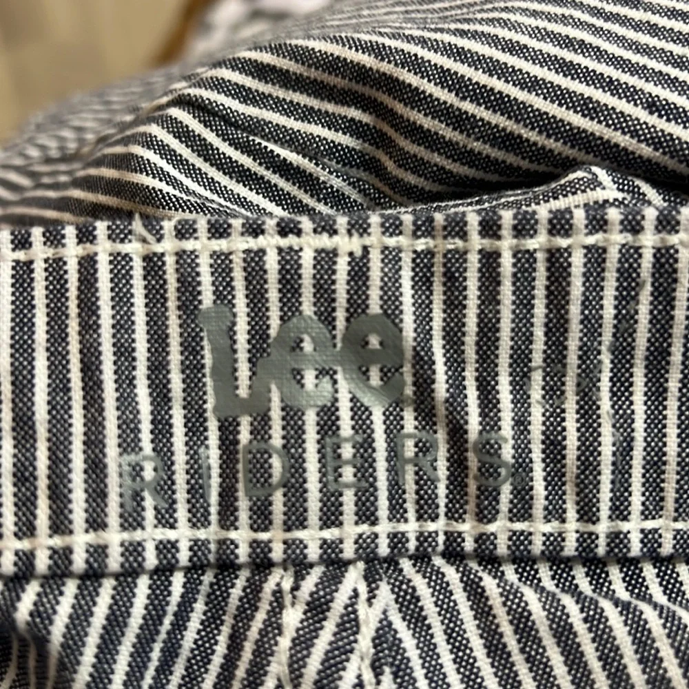 Lee Riders Mid-Rise‎ Striped Navy Blue and White Shorts- 20